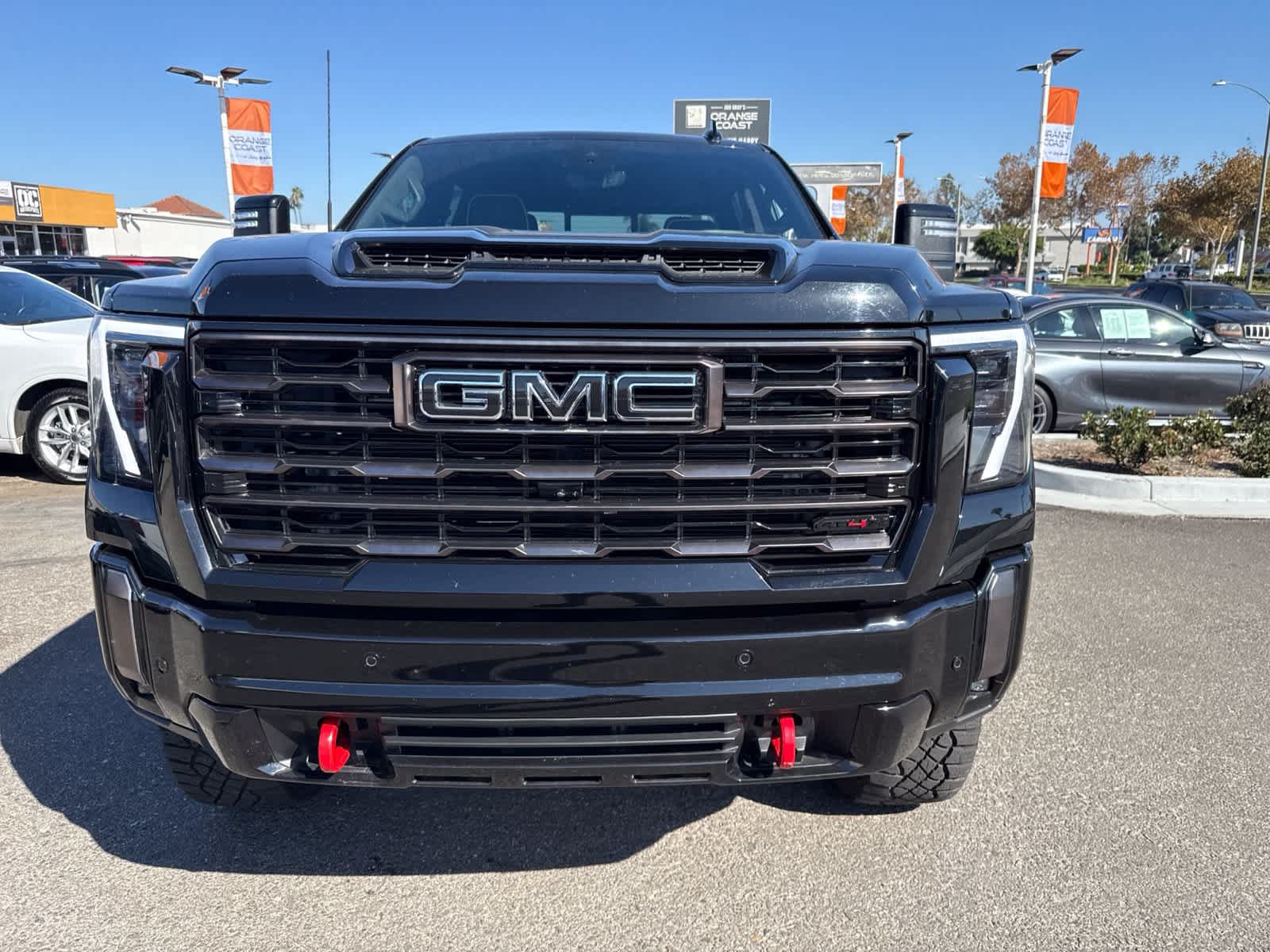Used 2024 GMC Sierra 2500 AT4X AWD/4WD image 4