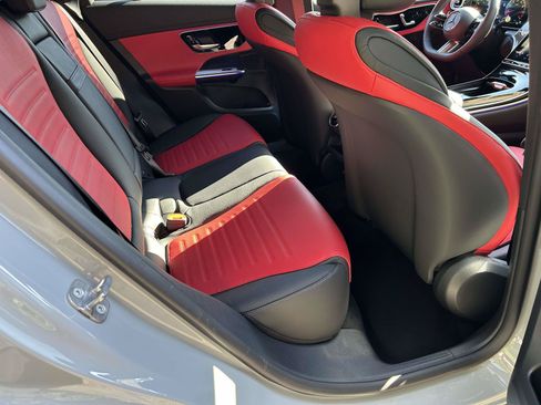 New 2027 Mercedes-Benz GLC 300 4MATIC image 39