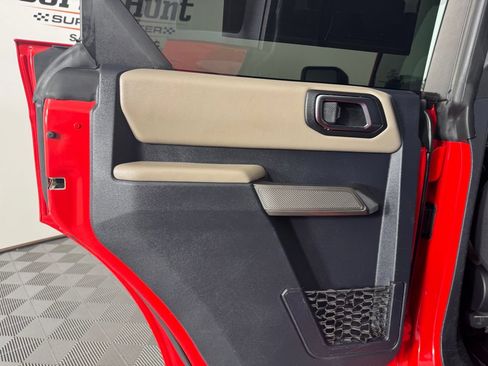 Used 2022 Ford Bronco Wildtrak AWD/4WD image 27