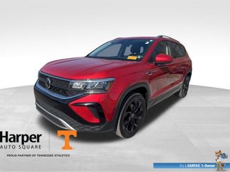 Used 2022 Volkswagen Taos SE w/ Panoramic Sunroof Package video 1