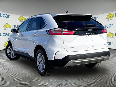 Used 2022 Ford Edge SEL w/ Convenience Package AWD/4WD image 4