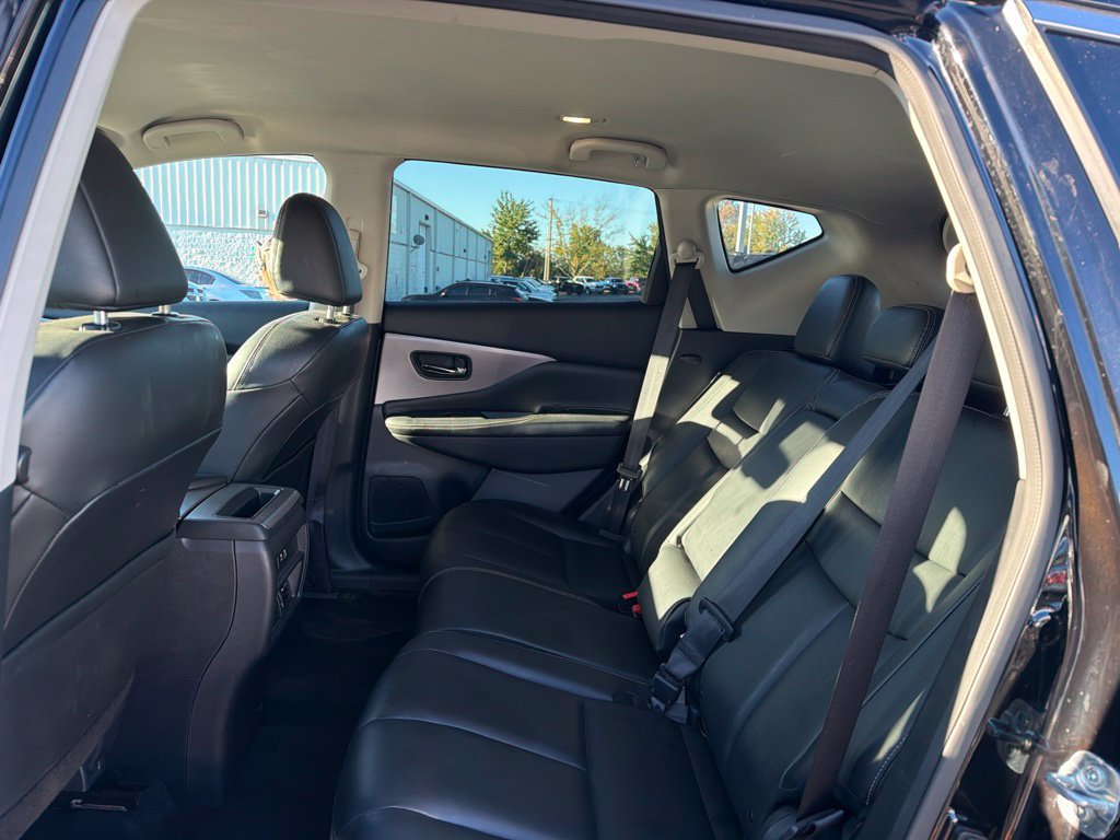 Used 2024 Nissan Murano SV FWD image 11
