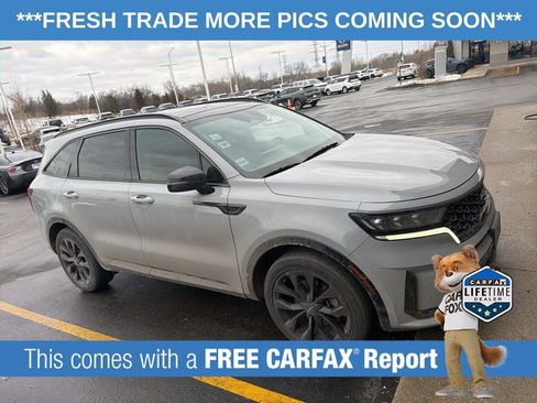 Certified 2023 Kia Sorento SX image 2