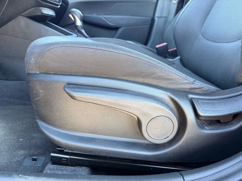 Used 2020 Hyundai Accent SE image 14