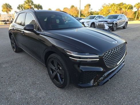Used 2025 Genesis GV70 2.5T w/ Sport Prestige Package image 7