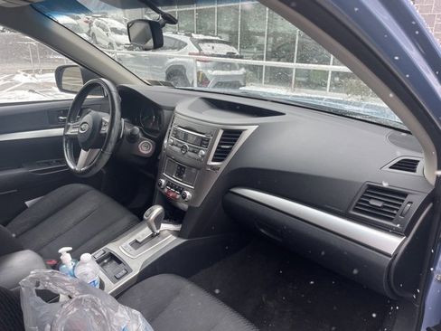 Used 2011 Subaru Outback 2.5i Premium w/ All-Weather Pkg image 22