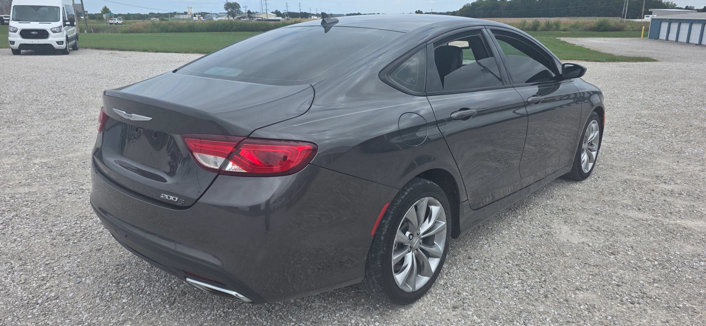 Used 2015 Chrysler 200 S w/ Navigation & Sound Group I FWD image 3
