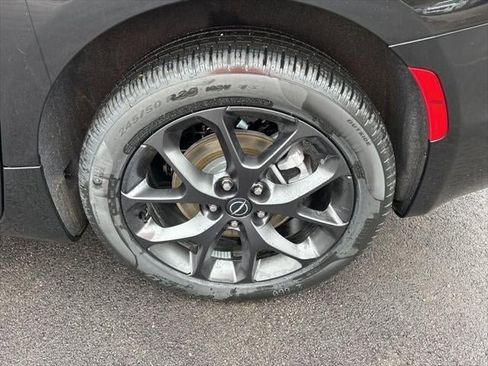 New 2026 Chrysler Pacifica Select image 47