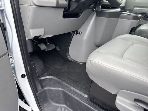 New 2026 Ford E-350 and Econoline 350 Super Duty w/ Power Equipment Group RWD image 32