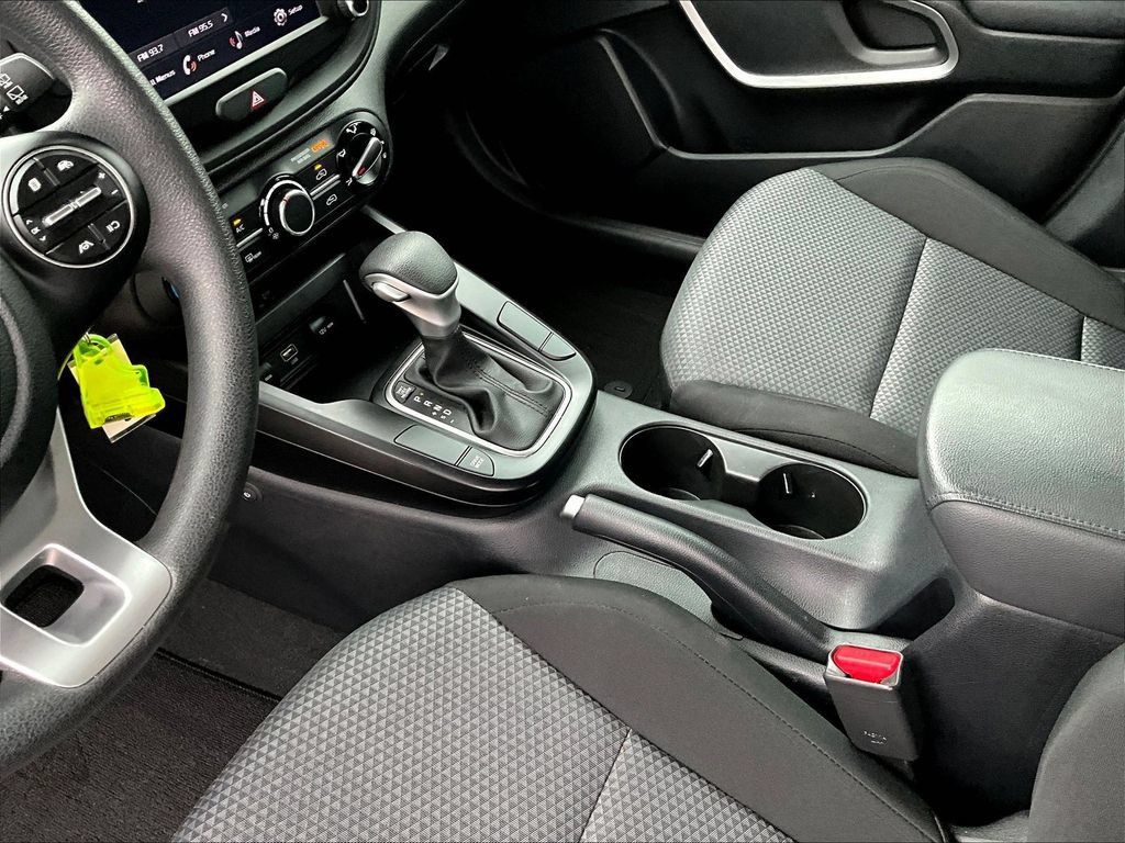 Used 2023 Kia Soul LX w/ Option Group 015 FWD image 20