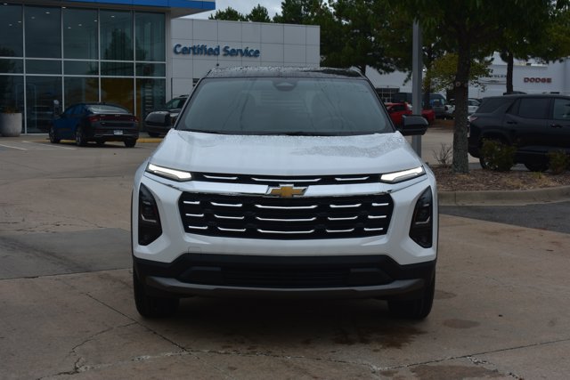 New 2027 Chevrolet Equinox LT w/ Safety and Technology Package FWD image 2