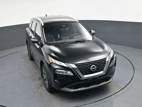 Used 2023 Nissan Rogue SV w/ SV Premium B Package image 24