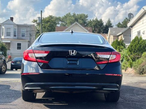 Used 2020 Honda Accord LX image 5