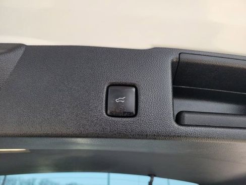 Used 2023 Ford Escape Platinum w/ Premium Technology Package image 21