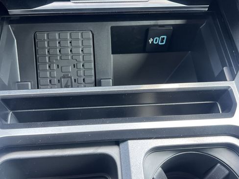 New 2026 Ford F250 Platinum AWD/4WD image 8