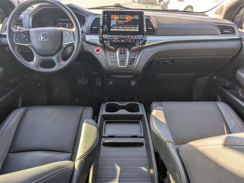 Used 2024 Honda Odyssey Sport image 16