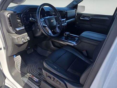 Used 2024 Chevrolet Silverado 1500 LTZ image 26