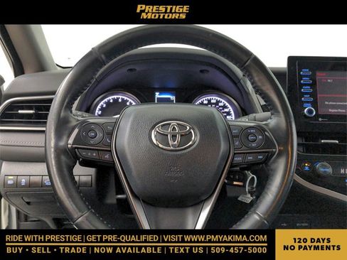 Used 2024 Toyota Camry SE image 28