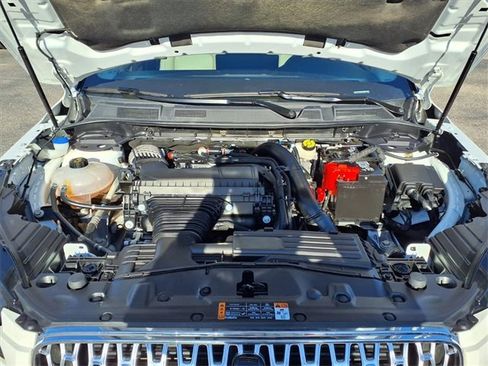 Certified 2024 Lincoln Corsair AWD w/ Equipment Group 101A image 3