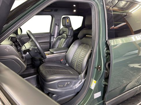 Used 2022 Rivian R1T Adventure AWD/4WD image 9
