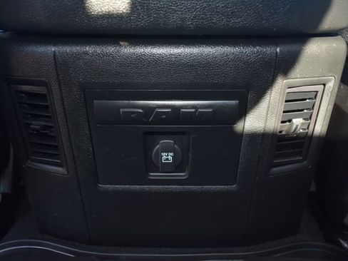 Used 2022 RAM 1500 Classic Warlock AWD/4WD image 37