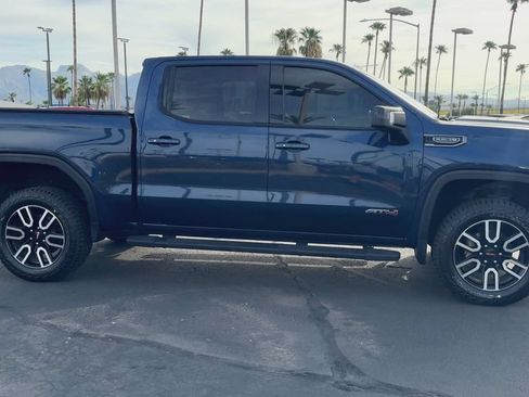 Used 2020 GMC Sierra 1500 AT4 w/ AT4 Premium Package AWD/4WD image 3