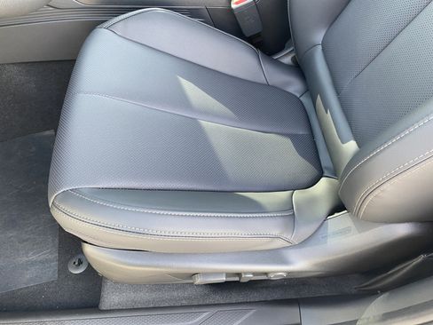 New 2026 Subaru Outback Limited XT AWD/4WD image 15