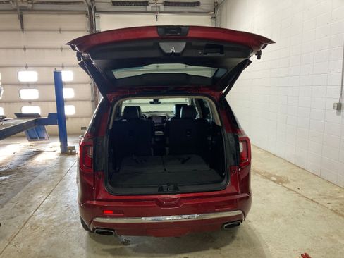 Used 2020 GMC Acadia Denali w/ Trailering Package AWD/4WD image 19