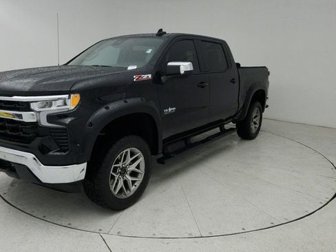 Used 2025 Chevrolet Silverado 1500 LT w/ Texas Edition Plus AWD/4WD image 3