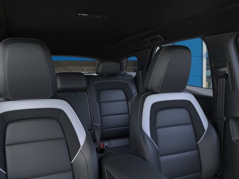 New 2025 Chevrolet Blazer EV LT image 25