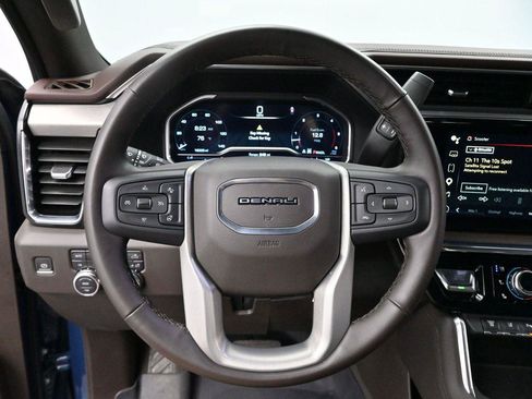 Used 2024 GMC Sierra 2500 Denali w/ Denali Reserve Package AWD/4WD image 15