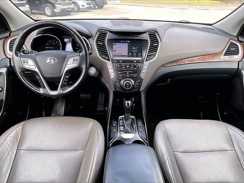 Used 2017 Hyundai Santa Fe Limited w/ Cargo Package image 7