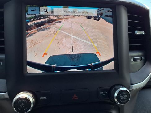 Used 2022 RAM 1500 Big Horn AWD/4WD image 5