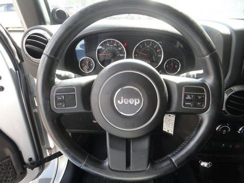 Used 2011 Jeep Wrangler Sport AWD/4WD image 12