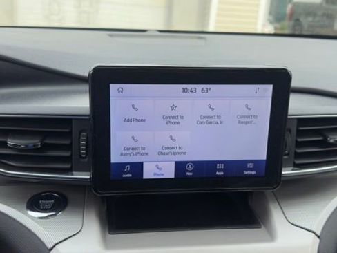 Used 2023 Ford Explorer XLT w/ Equipment Group 202A AWD/4WD image 13