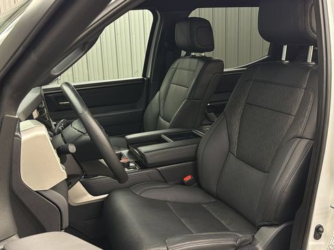 Used 2025 Toyota Tundra Limited w/ Nightshade Package AWD/4WD image 31