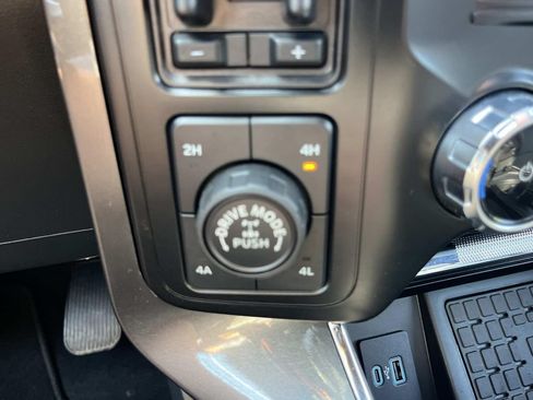 Used 2023 Ford F150 Lariat w/ Equipment Group 502A High AWD/4WD image 43