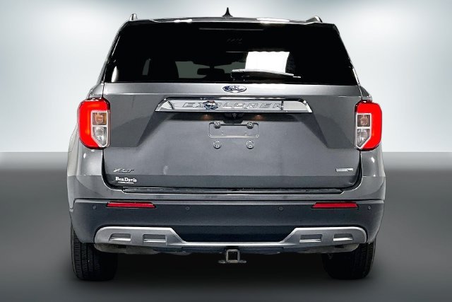 Used 2021 Ford Explorer XLT w/ Equipment Group 202A AWD/4WD image 6