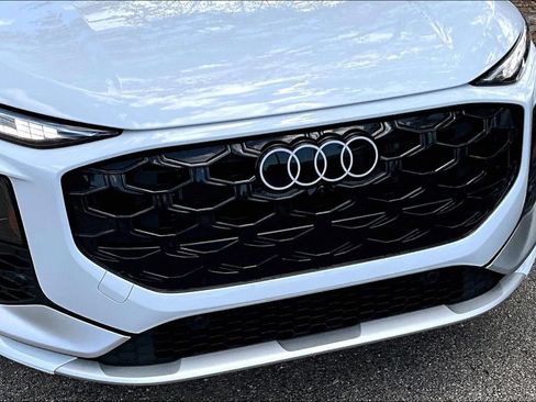 New 2026 Audi Q3 quattro 2.0T image 11