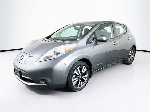 Used 2015 Nissan Leaf SL FWD image 3