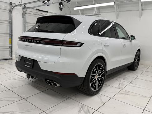 New 2026 Porsche Cayenne S image 12