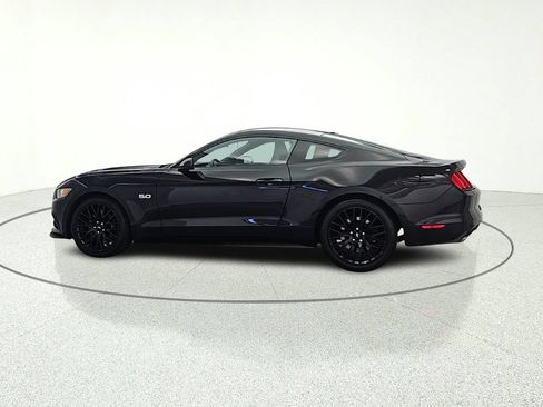 Used 2017 Ford Mustang GT w/ GT Performance Package RWD image 5
