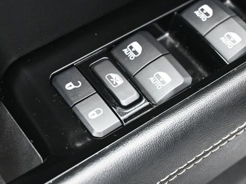 Used 2024 Jeep Wagoneer Series II w/ Premium Group I image 16