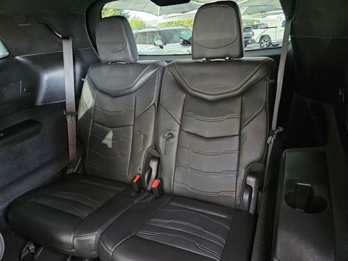 Used 2023 Cadillac XT6 Sport w/ Platinum Package AWD/4WD image 17