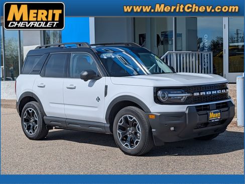 Used 2025 Ford Bronco Sport Outer Banks w/ Outer Banks Tech Package+ AWD/4WD image 1