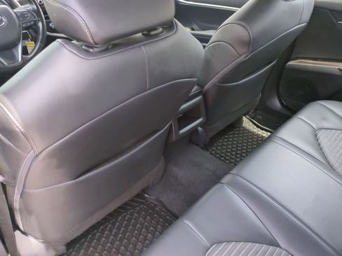 Used 2023 Toyota Camry SE AWD/4WD image 18