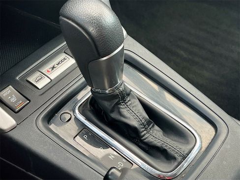 Used 2016 Subaru Forester 2.5i Touring image 16