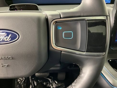 New 2026 Ford Expedition Platinum w/ Driver's Package AWD/4WD image 27