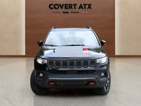 New 2026 Jeep Compass Trailhawk w/ Sun, Sound & Navigation Group AWD/4WD image 8