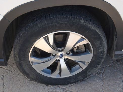 Used 2019 Subaru Ascent Premium AWD/4WD image 10